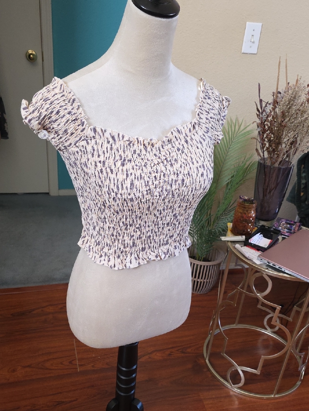 Smocked Crop Top Animal Print In Cream With Dark Gray Speckle